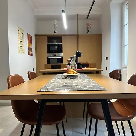 Le Big Stork - - Centre Historique アパート